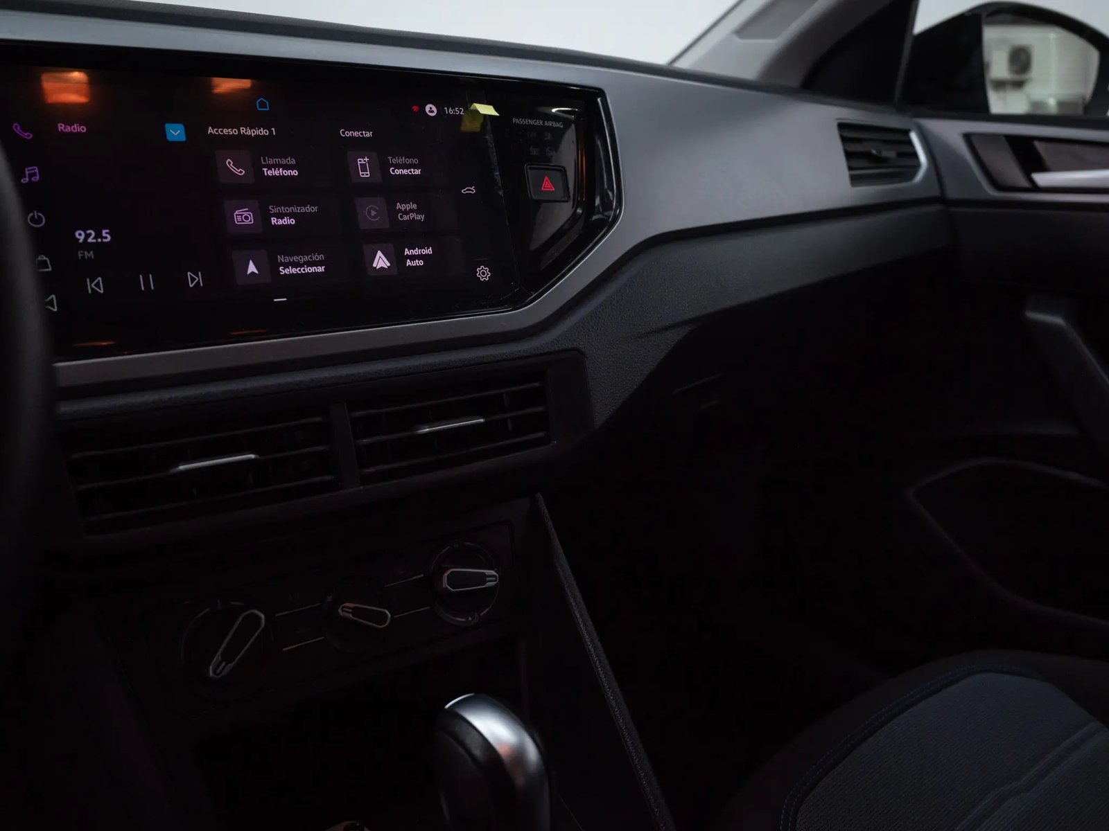 VOLKSWAGEN NIVUS 2023 - Imagen 12 de 19