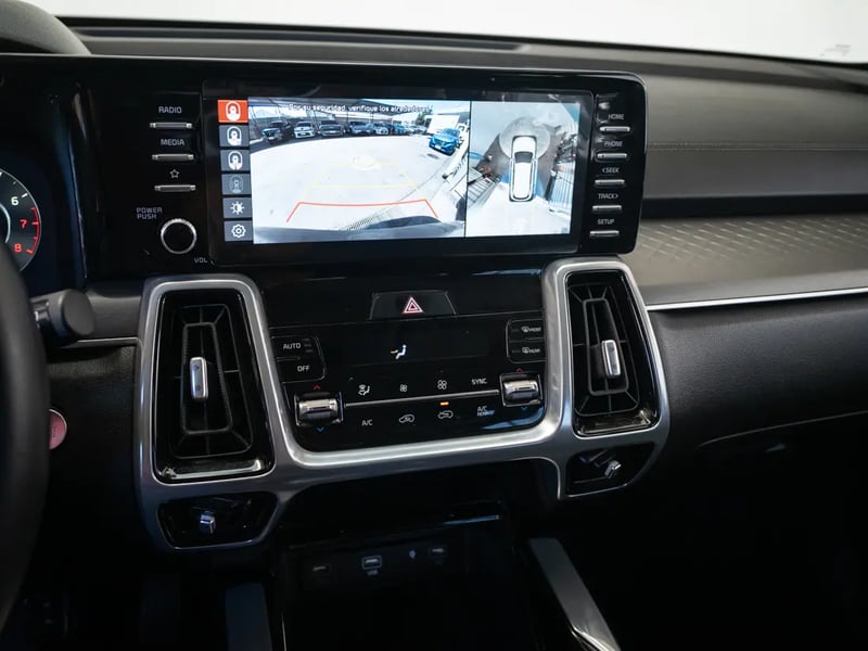 Kia SORENTO 2023 - Imagen 19 de 20