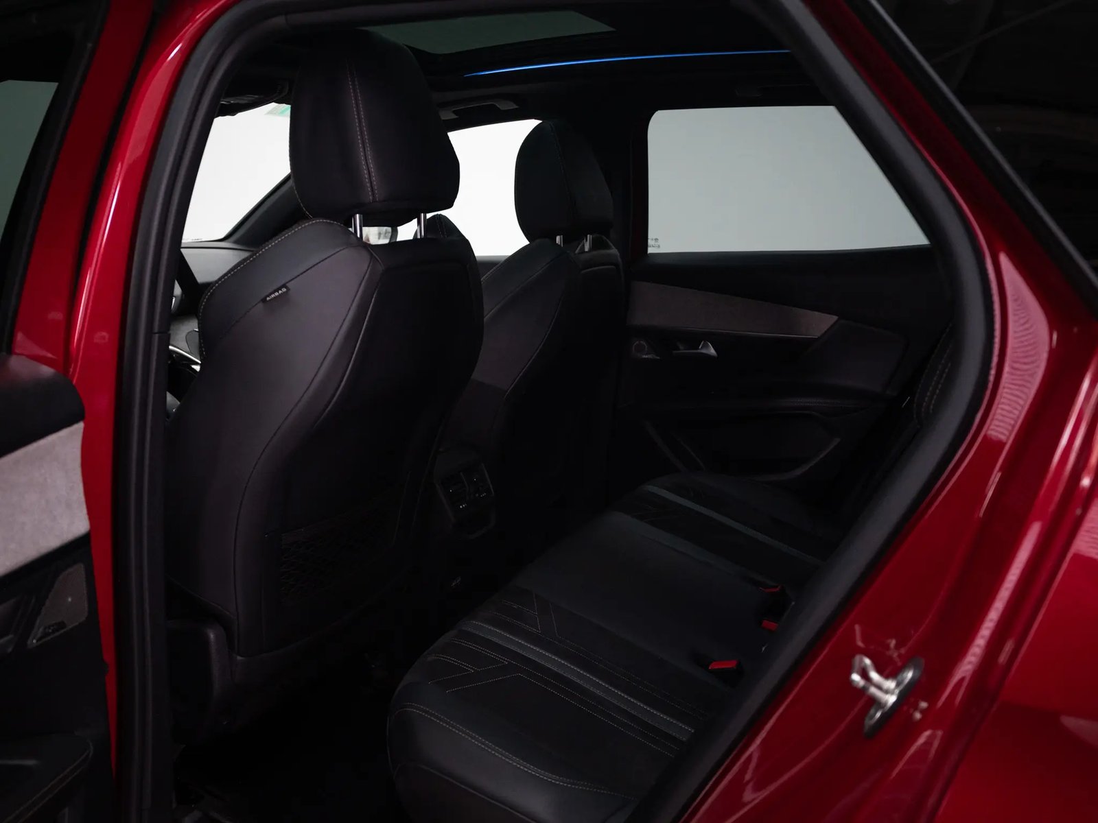 PEUGEOT 3008 2021 - Imagen 12 de 17