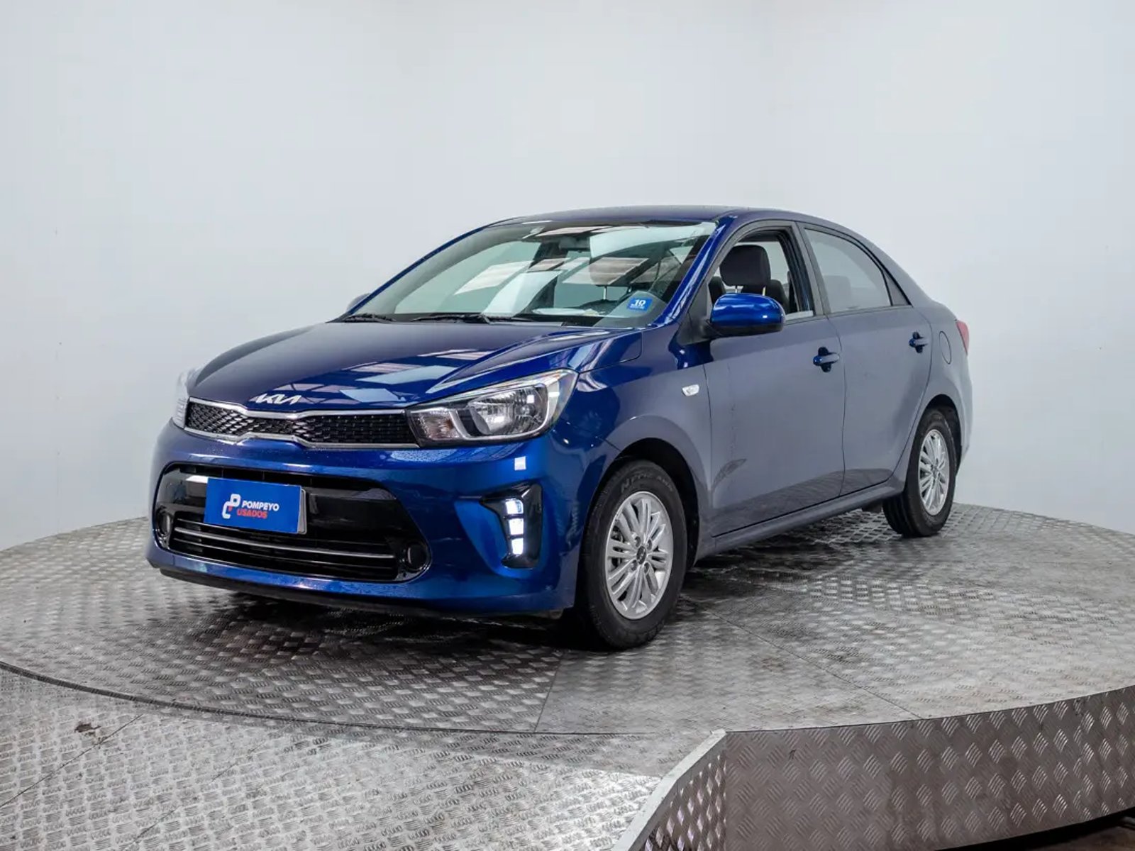 Kia SOLUTO 2025 - Imagen 3 de 20