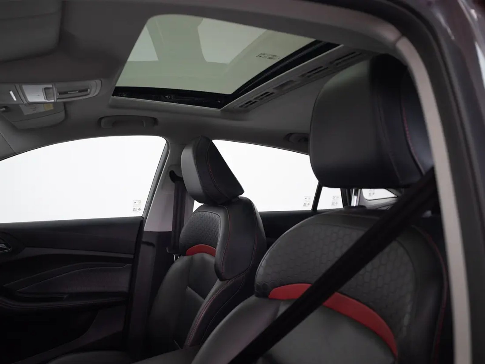 MG GT 2022 - Imagen 17 de 20