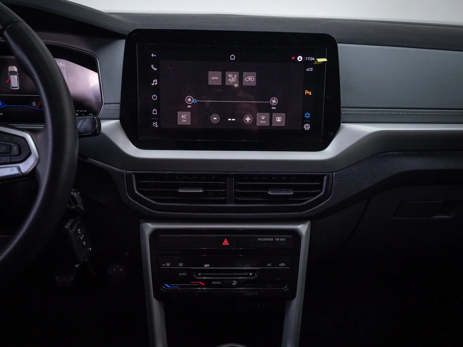 VOLKSWAGEN T-CROSS 2025 - Imagen 16 de 20
