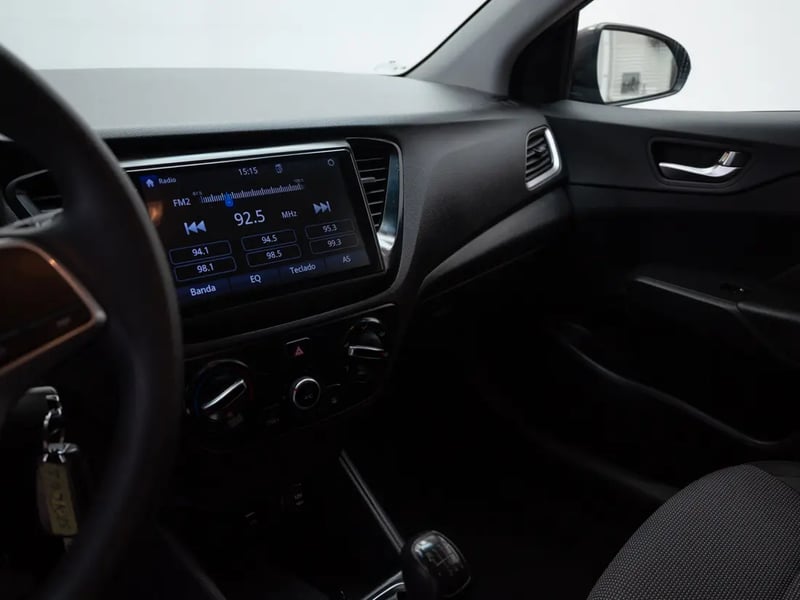Hyundai ACCENT 2024 - Imagen 12 de 20