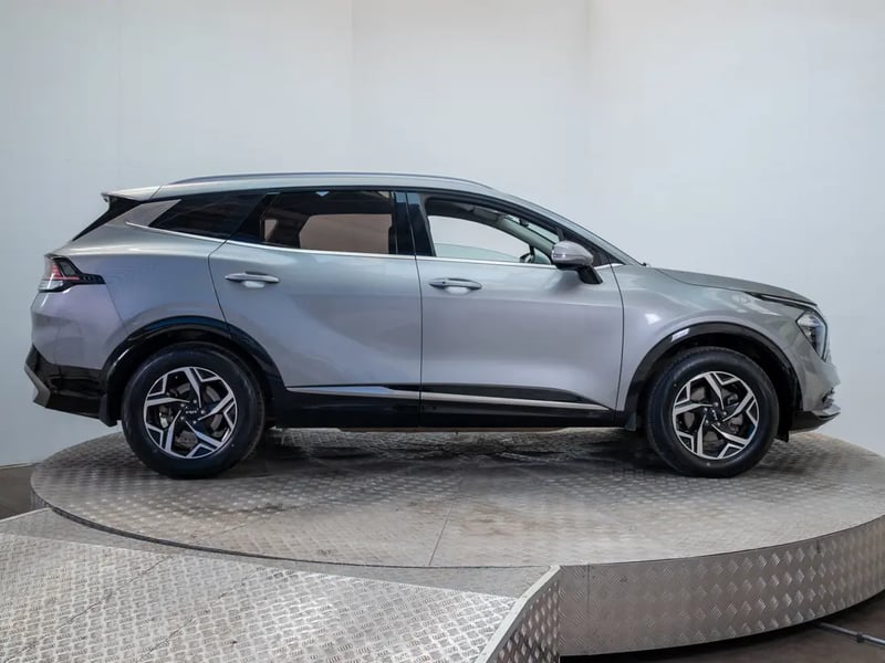 Kia SPORTAGE 2023 - Imagen 8 de 19