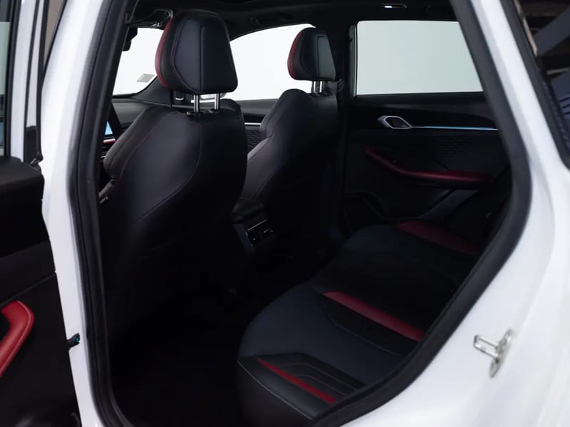 Geely COOLRAY 2023 - Imagen 14 de 19