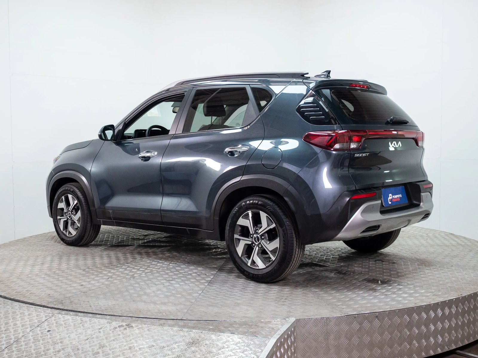 Kia SONET 2023 - Foto 4 de 14