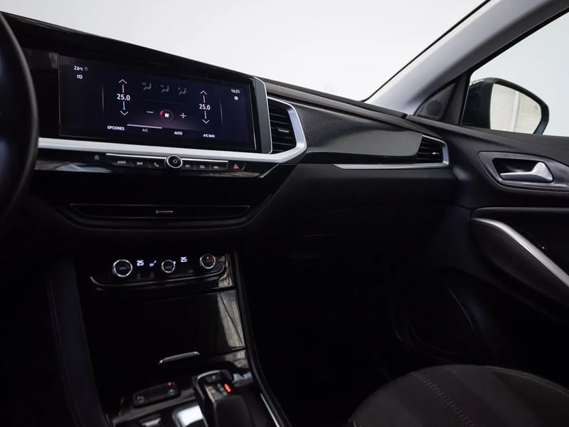 Opel GRANDLAND 2024 - Imagen 12 de 18