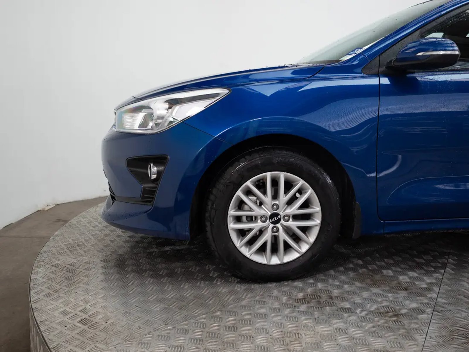 Kia RIO 5 2024 - Imagen 17 de 20