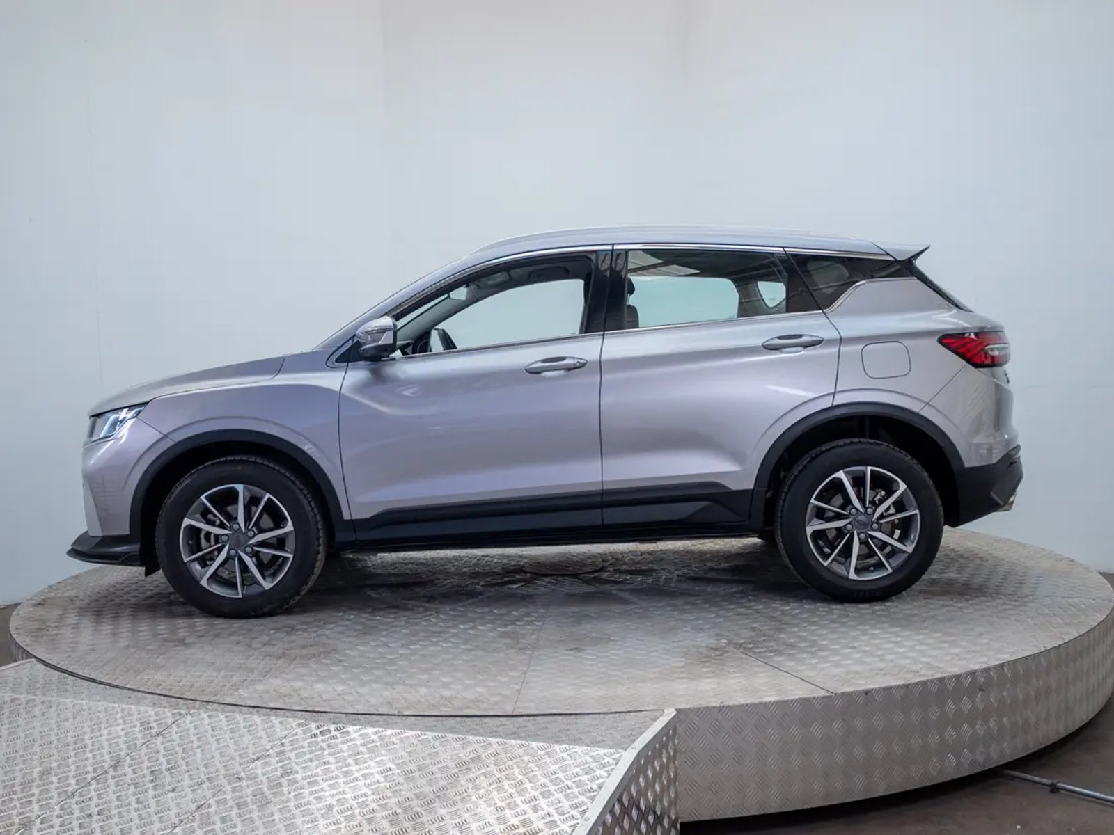Geely COOLRAY 2023 - Foto 4 de 20
