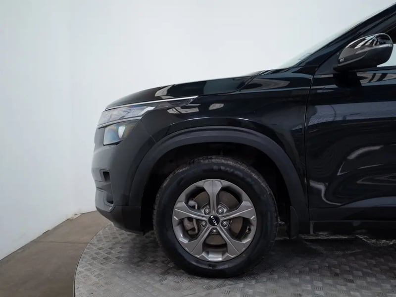 Kia SELTOS 2023 - Imagen 17 de 19