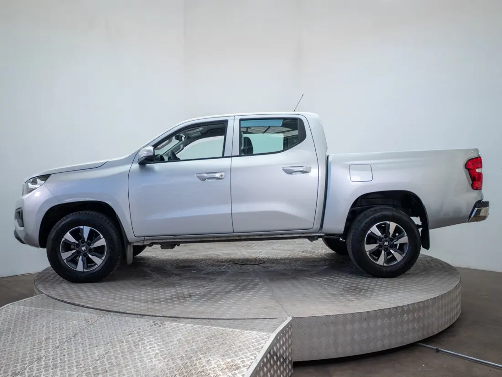 Peugeot LANDTREK 2025 - Foto 4 de 18