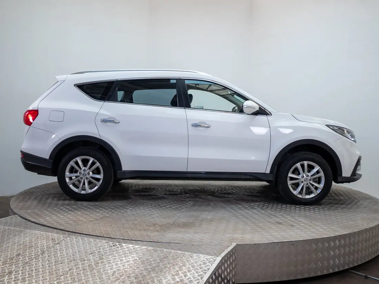 Dongfeng SUV 580 2024 - Imagen 8 de 20