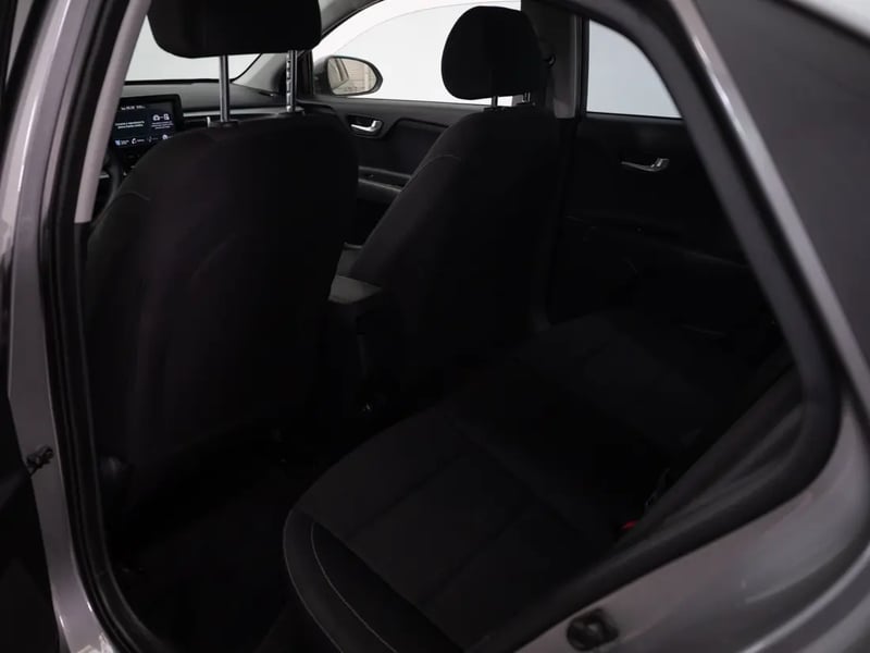 Kia RIO 4 2023 - Imagen 14 de 19