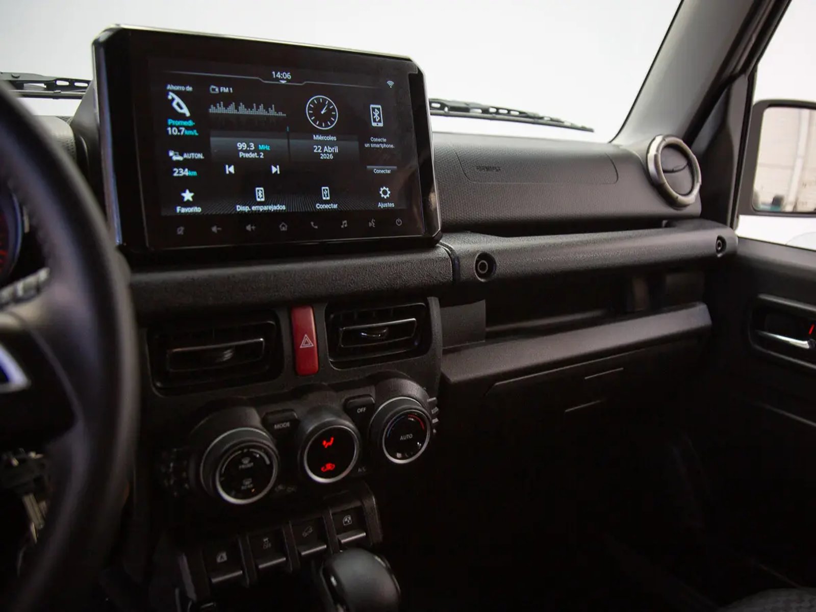 SUZUKI JIMNY 2025 - Imagen 15 de 19