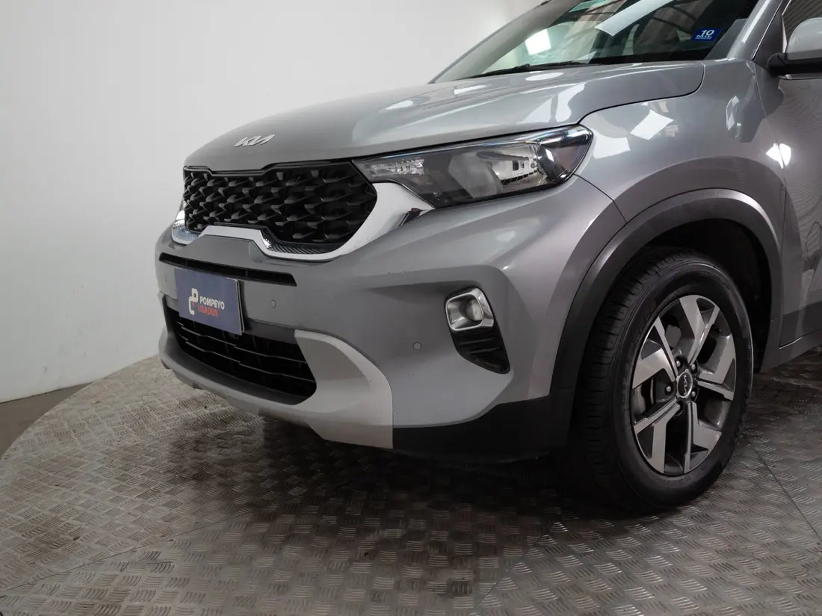 KIA SONET 2023 - Imagen 3 de 17