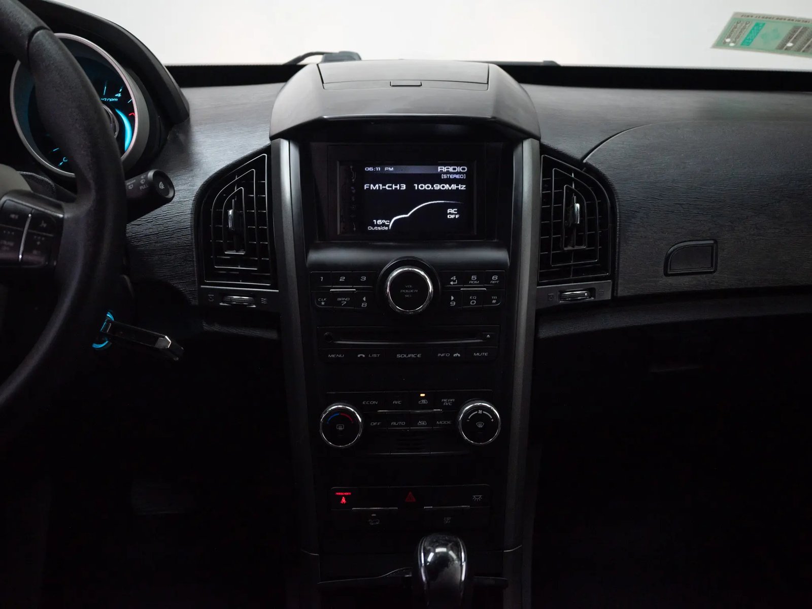 MAHINDRA XUV500 2019 - Imagen 18 de 18