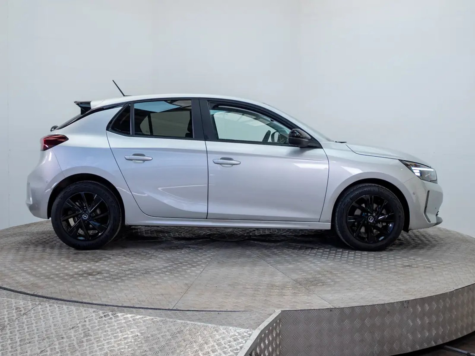 Opel CORSA 2024 - Imagen 8 de 20