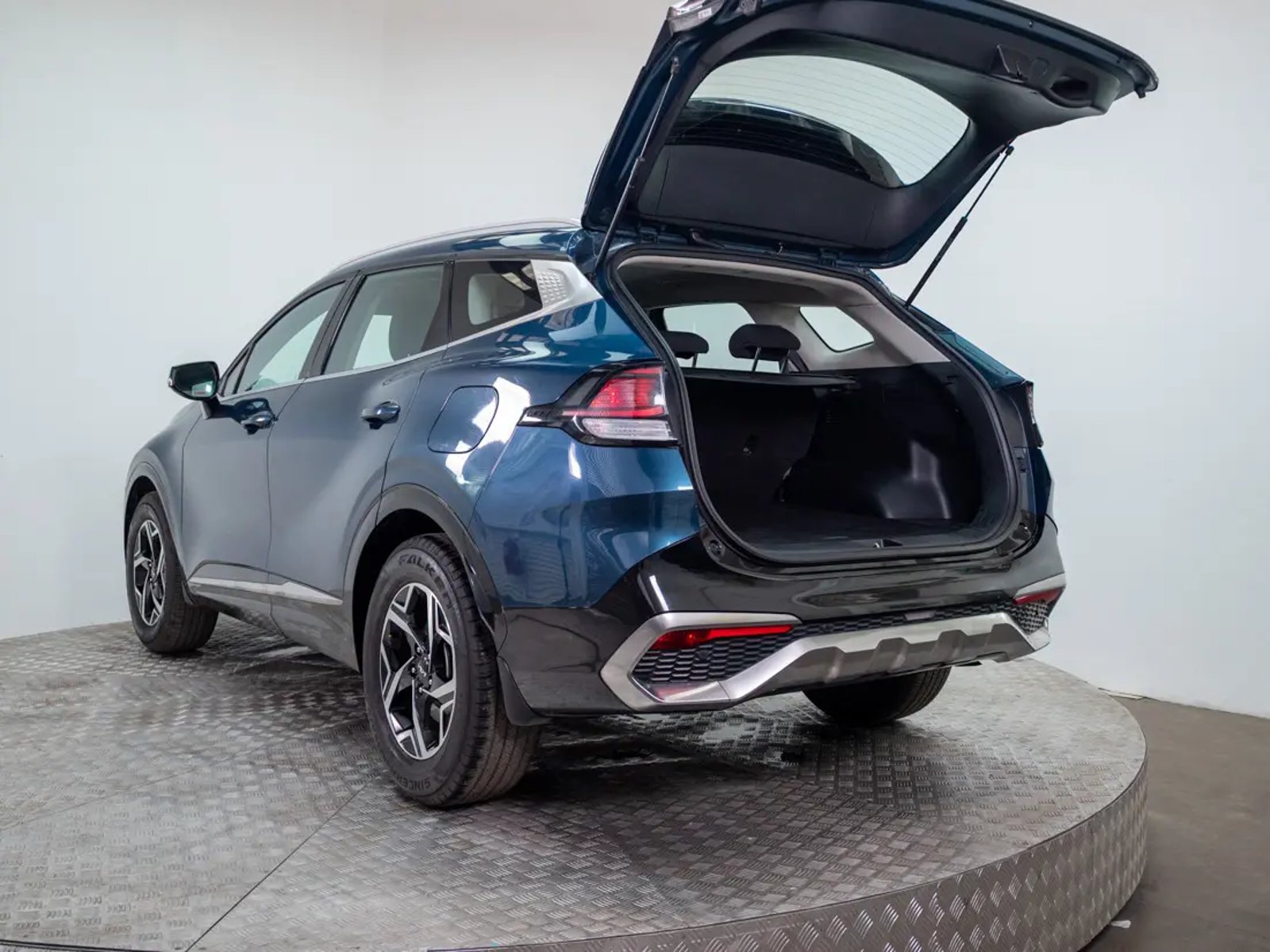Kia SPORTAGE 2023 - Imagen 11 de 18