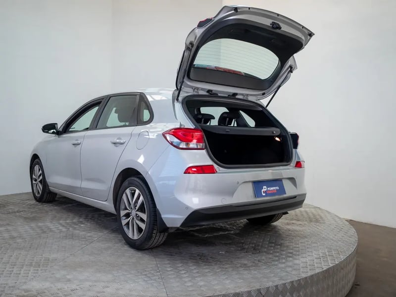 Hyundai I-30 2018 - Imagen 10 de 18