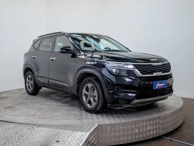 Kia SELTOS 2023 - Imagen 9 de 19