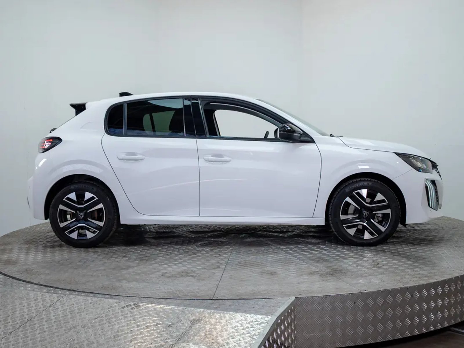 PEUGEOT 208 2026 - Imagen 6 de 18
