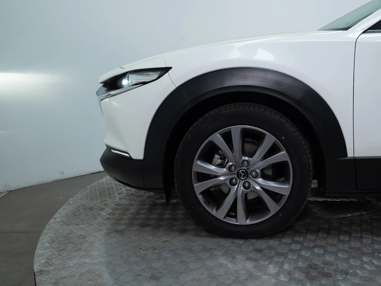 MAZDA CX30 2024 - Imagen 17 de 19