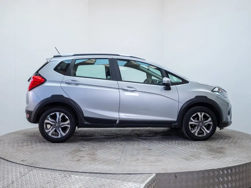 Honda WRV 2018 - Imagen 8 de 20