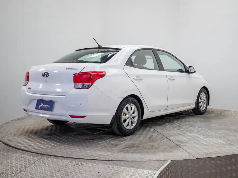 Hyundai VERNA 2022 - Imagen 8 de 20