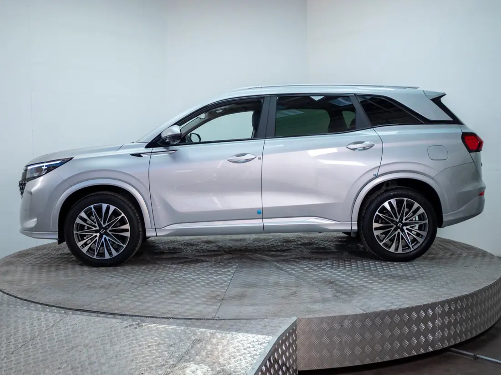 DFSK SUV 600 2026 - Foto 5 de 20