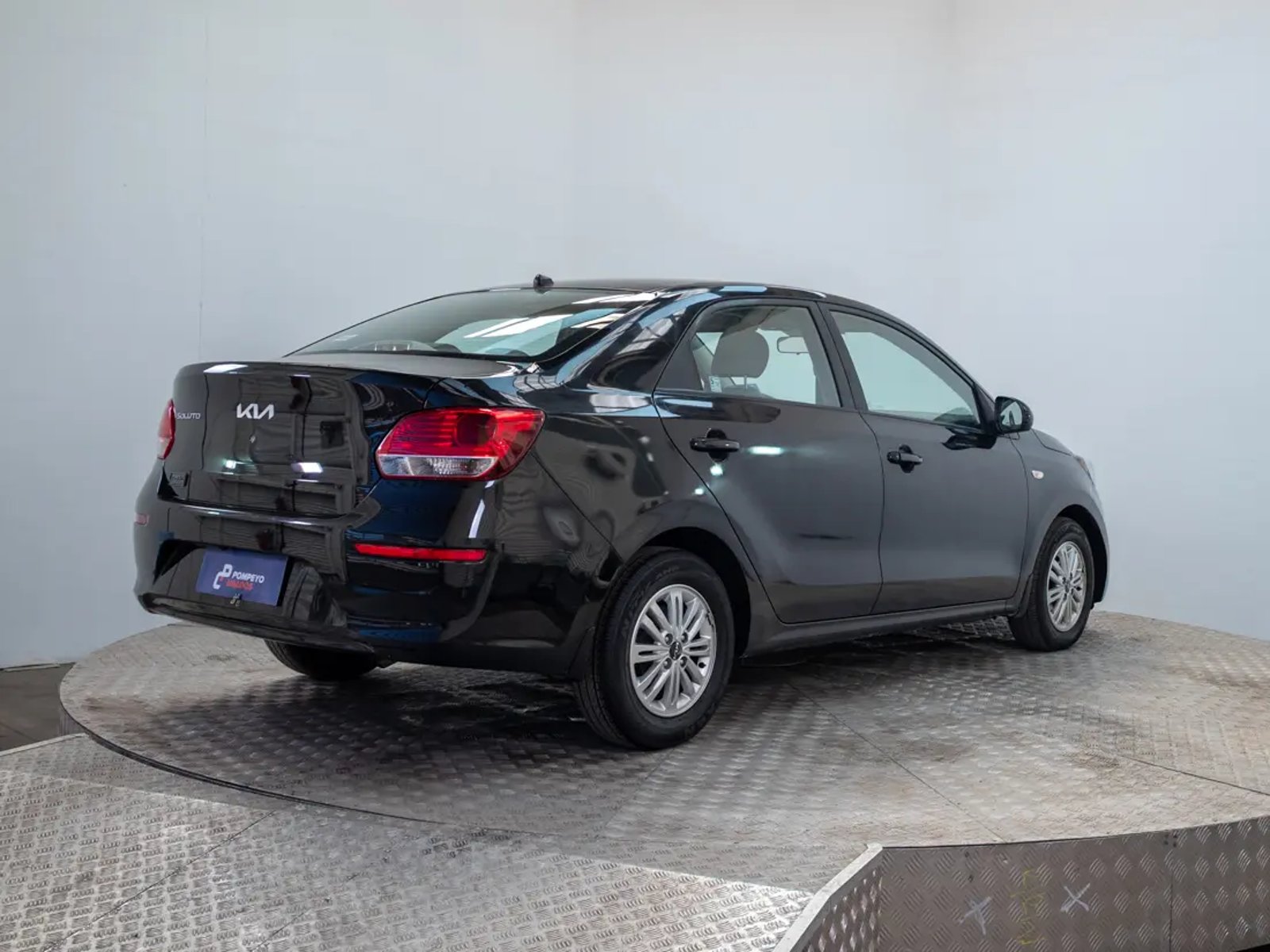Kia SOLUTO 2024 - Imagen 7 de 20