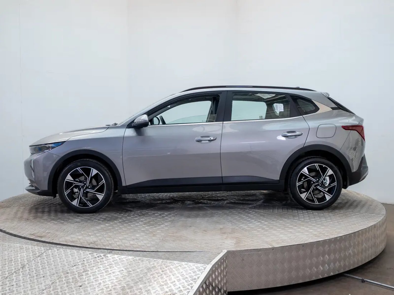 Kia K3 Cross 2026 - Foto 4 de 20