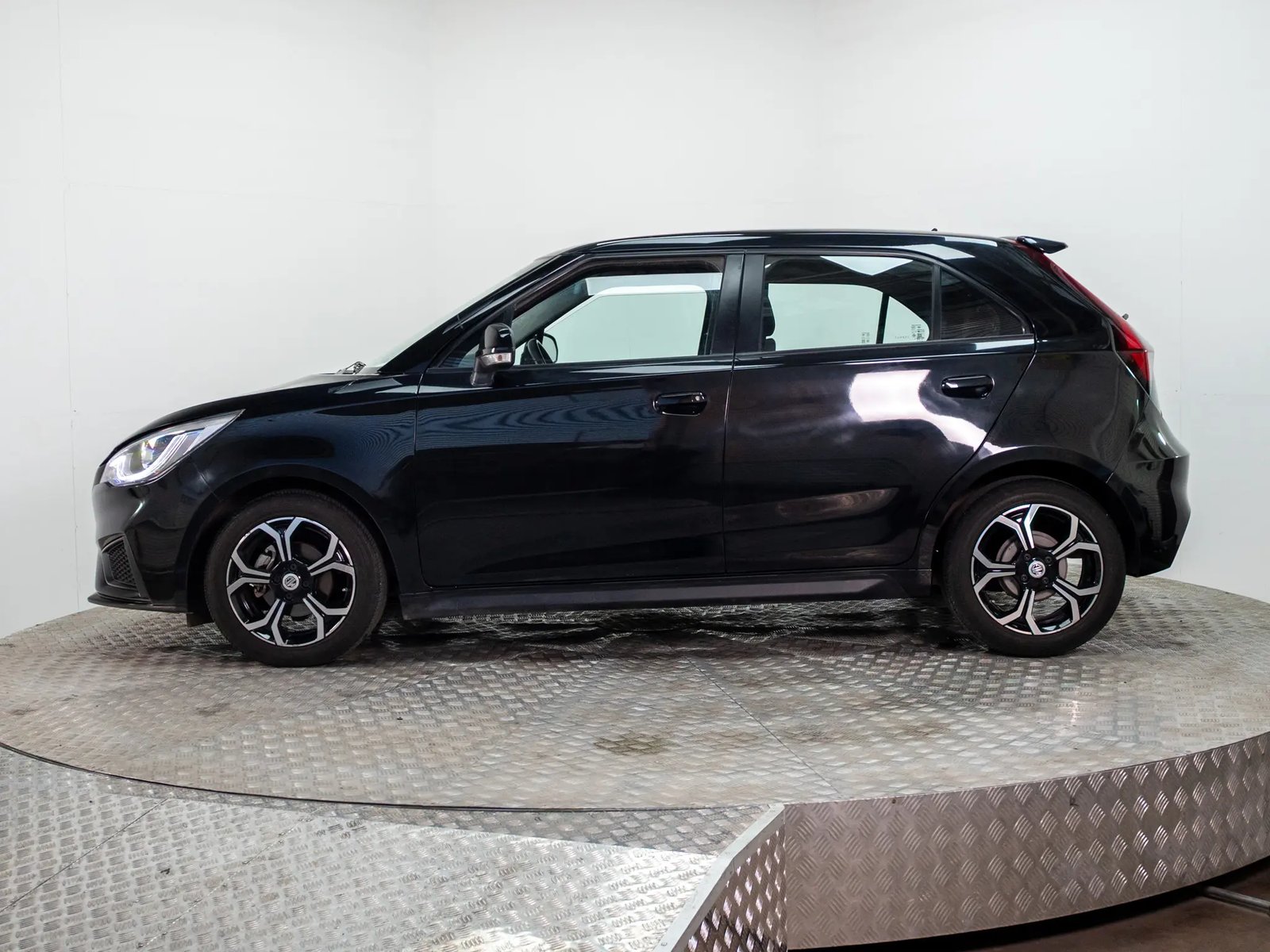 MG 3 2024 - Imagen 6 de 16