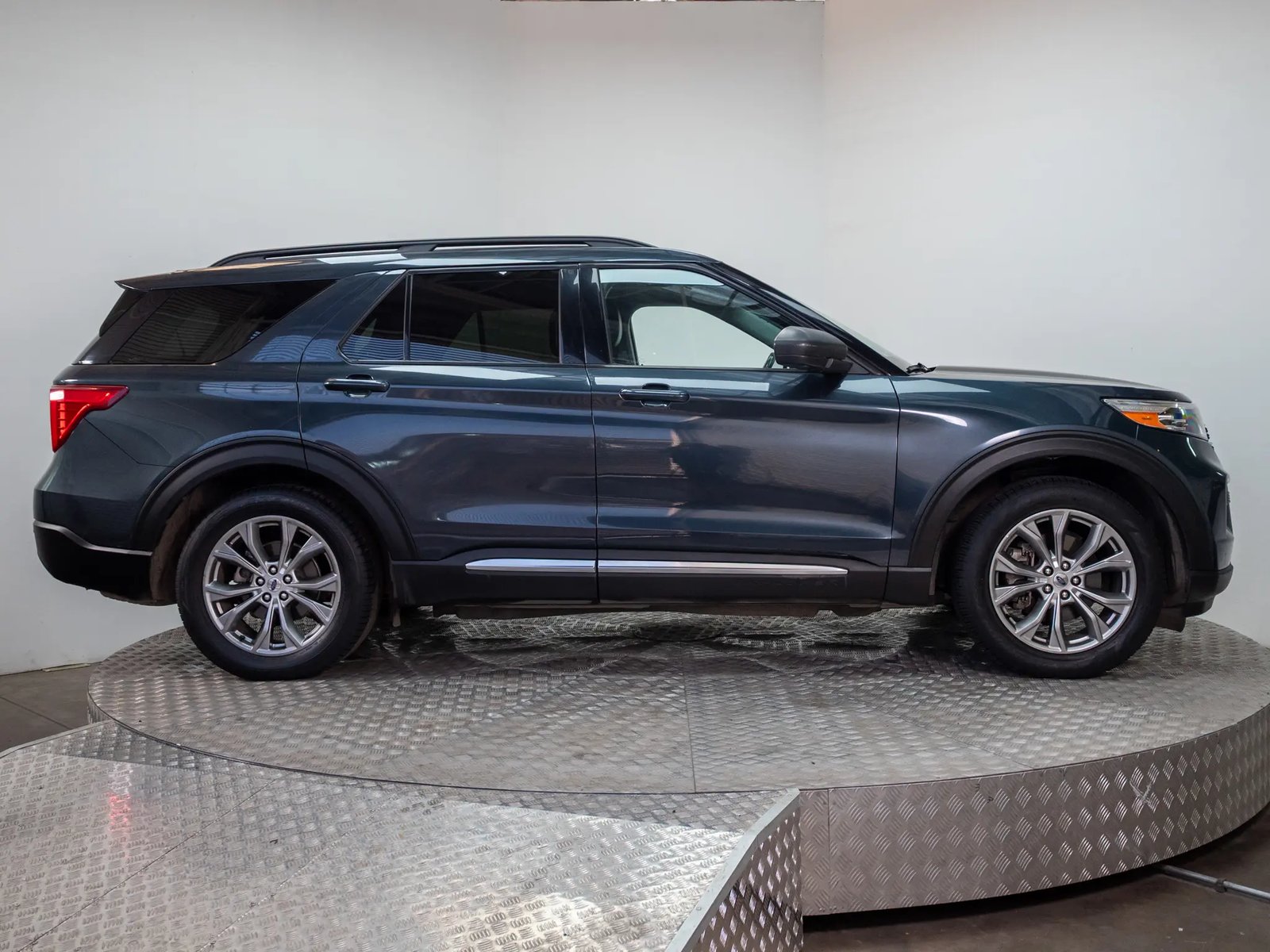 FORD EXPLORER 2023 - Imagen 9 de 20