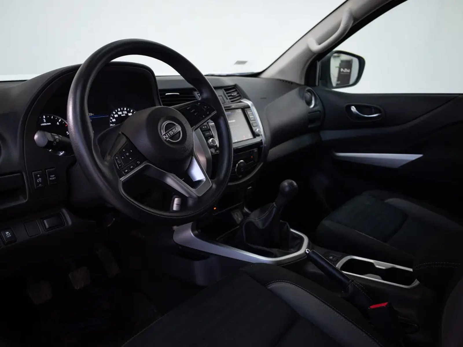 NISSAN NAVARA 2024 - Imagen 9 de 13
