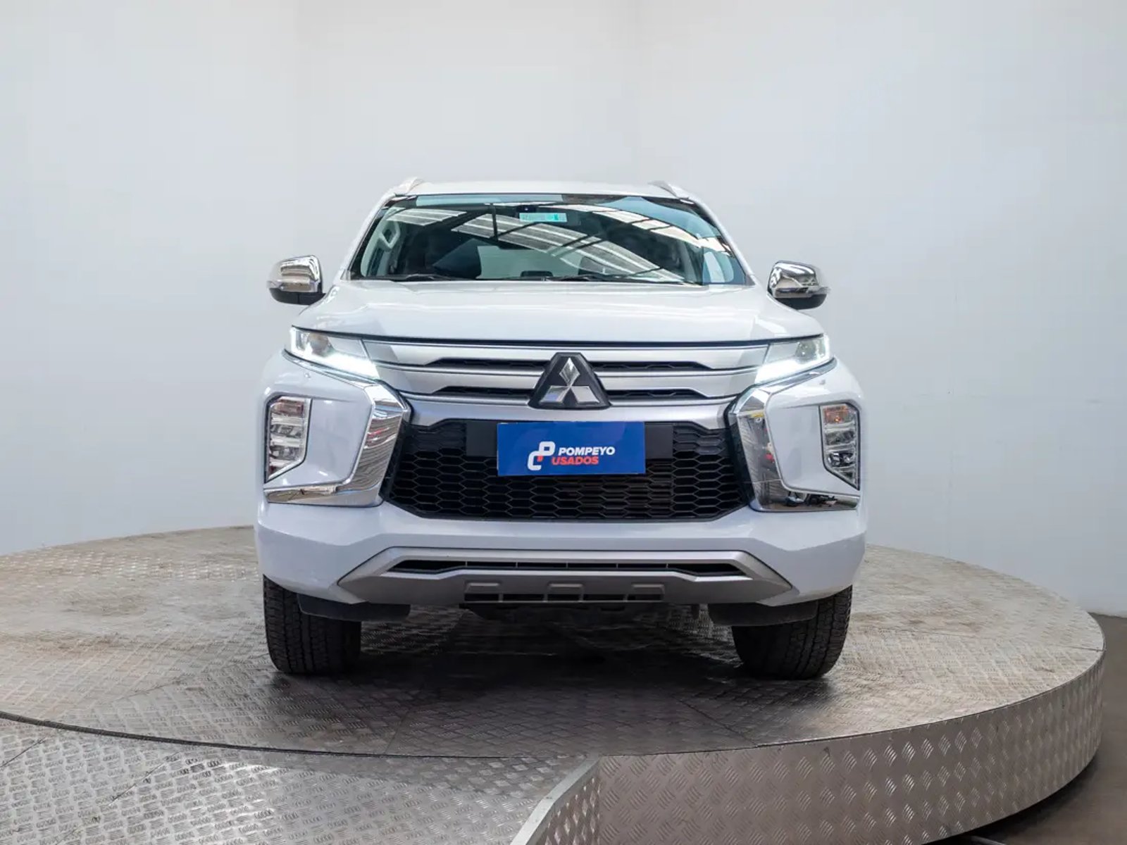 Mitsubishi MONTERO SPORT 2022 - Foto 2 de 20