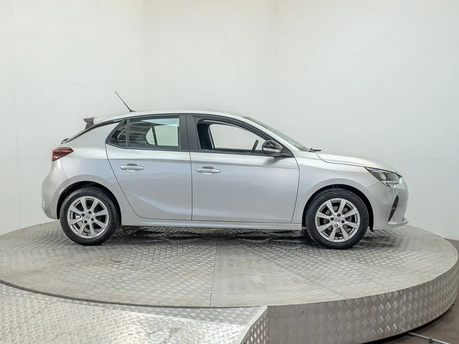 OPEL CORSA 2024 - Imagen 9 de 15
