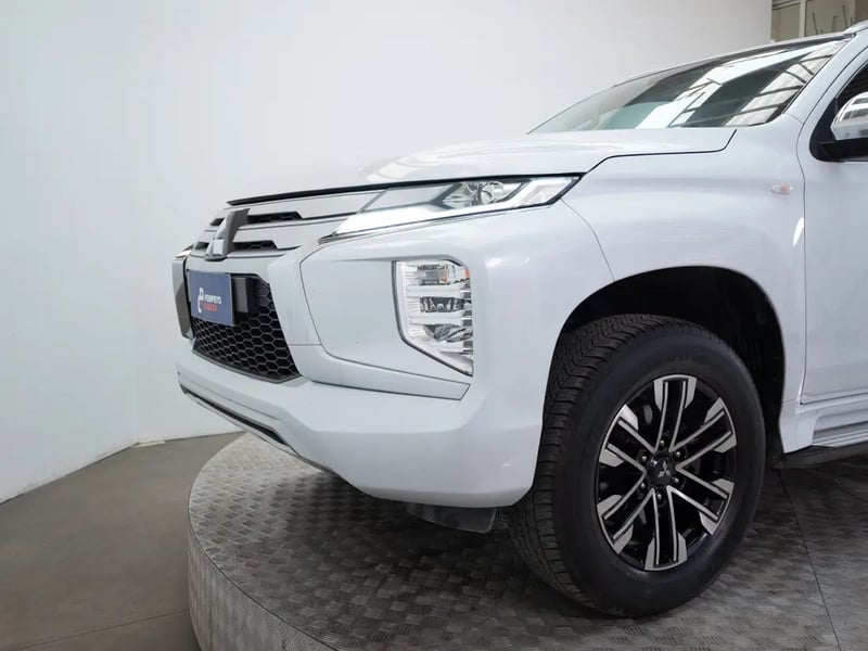 Mitsubishi MONTERO SPORT 2024 - Imagen 19 de 19