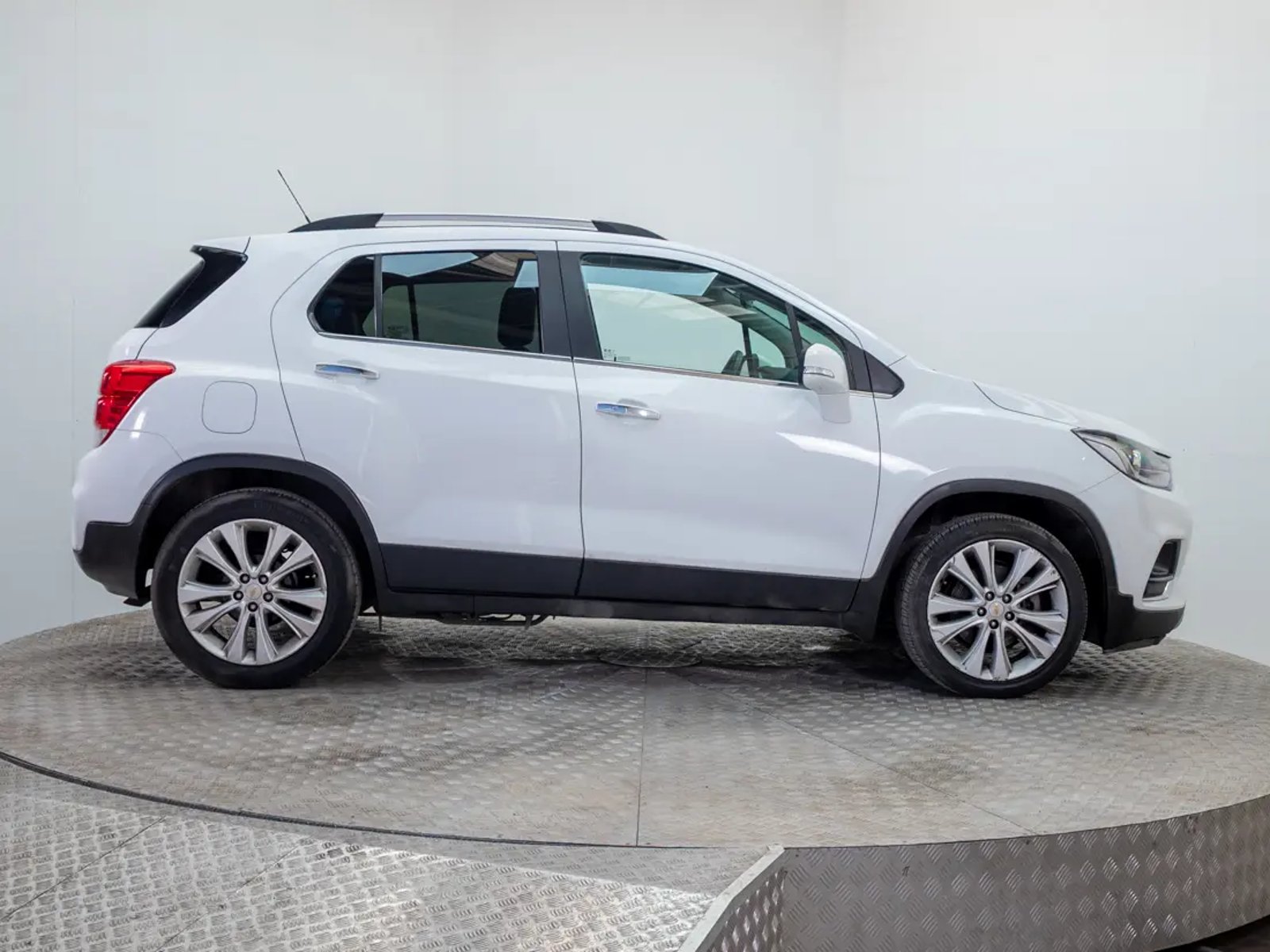 Chevrolet TRACKER 2020 - Imagen 8 de 19