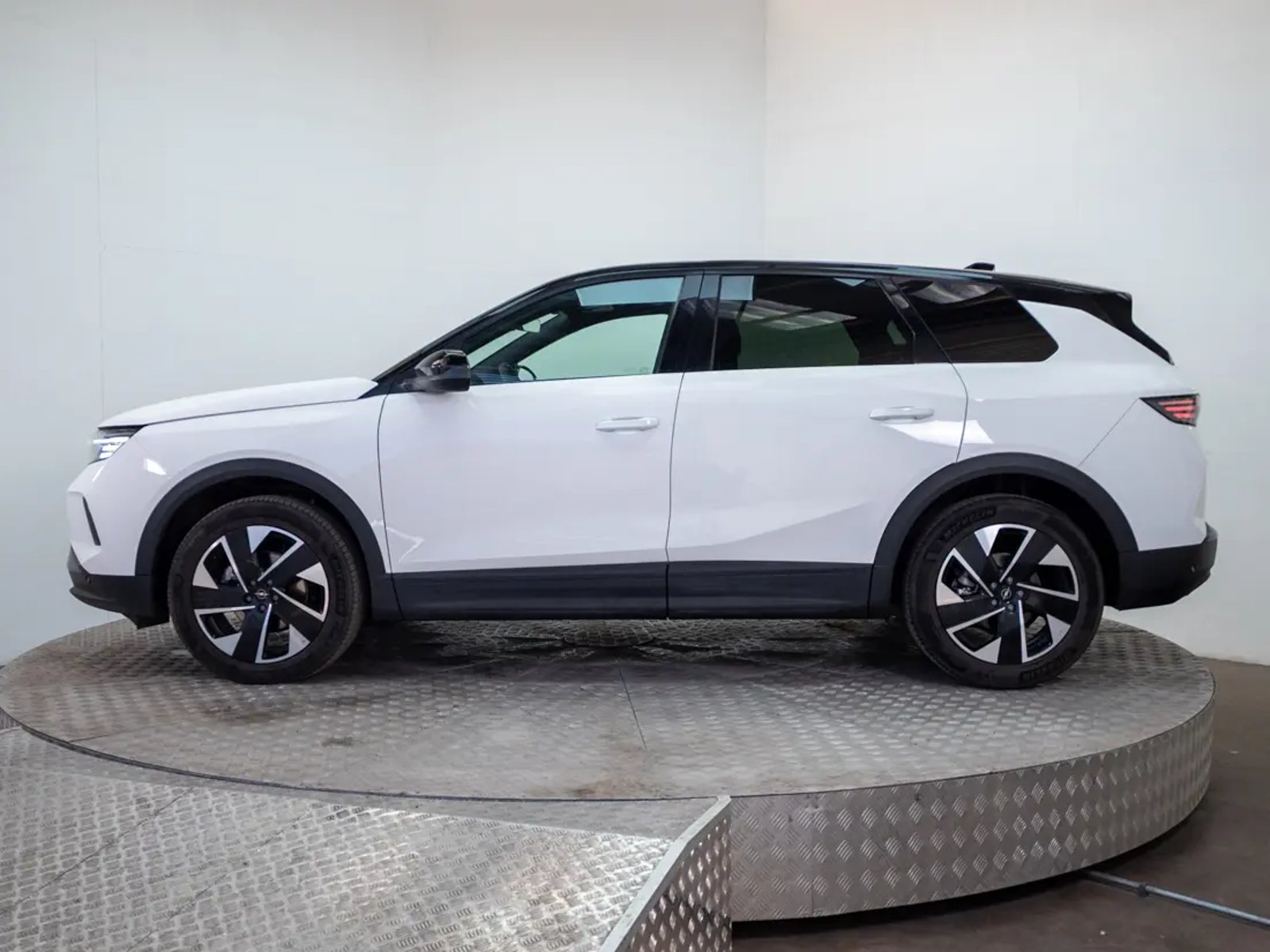 Opel NEW GRANDLAND 2025 - Foto 4 de 20