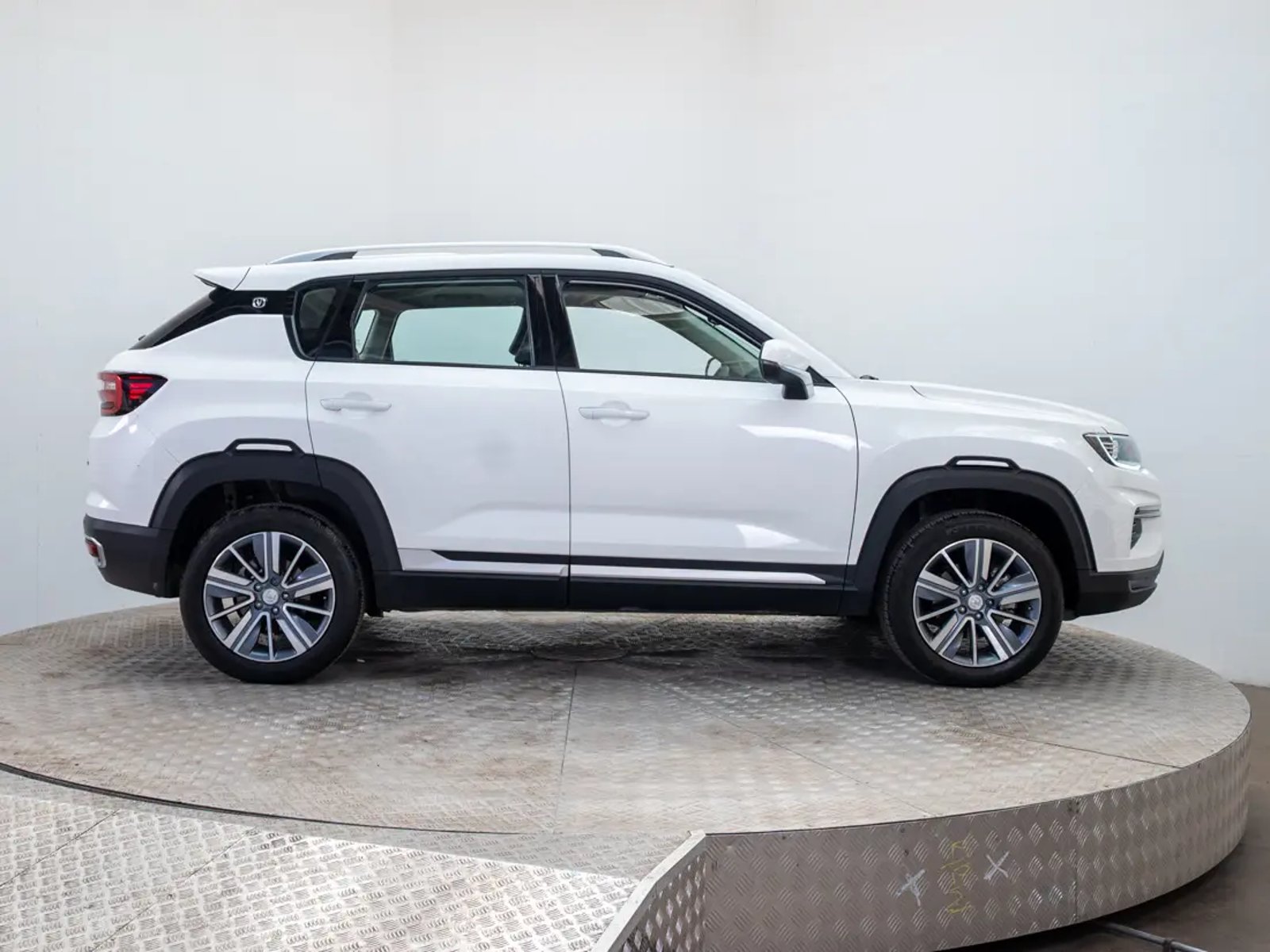 Geely COOLRAY 2024 - Imagen 8 de 20