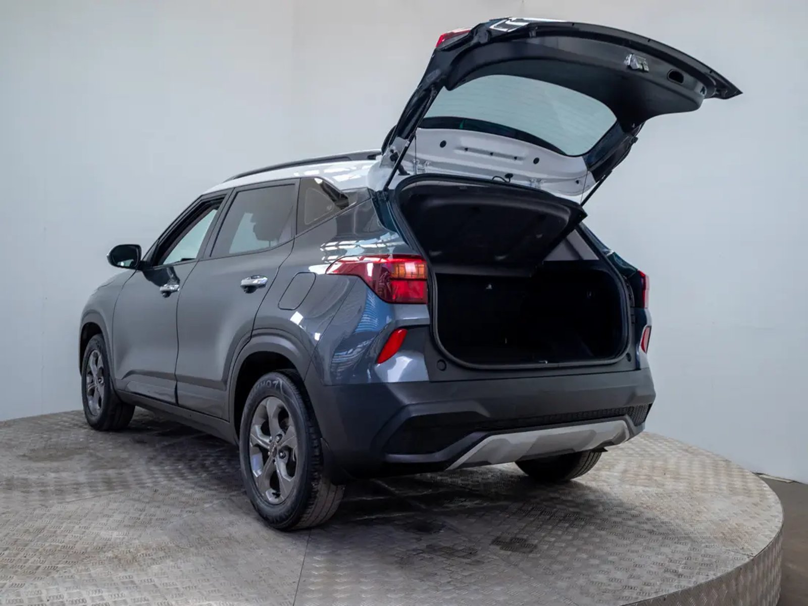 Kia SELTOS 2022 - Imagen 10 de 18