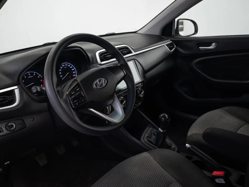 Hyundai VERNA 2022 - Imagen 12 de 20