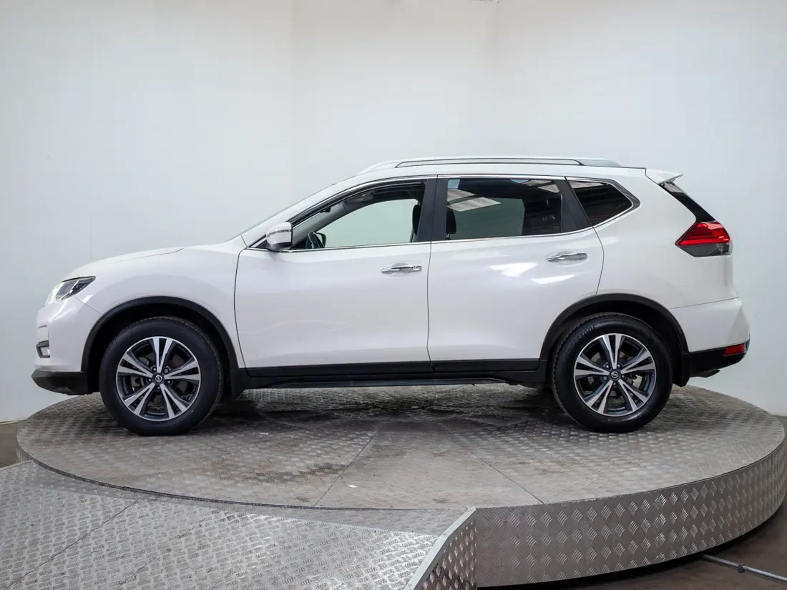 Nissan X-TRAIL 2018 - Foto 4 de 20