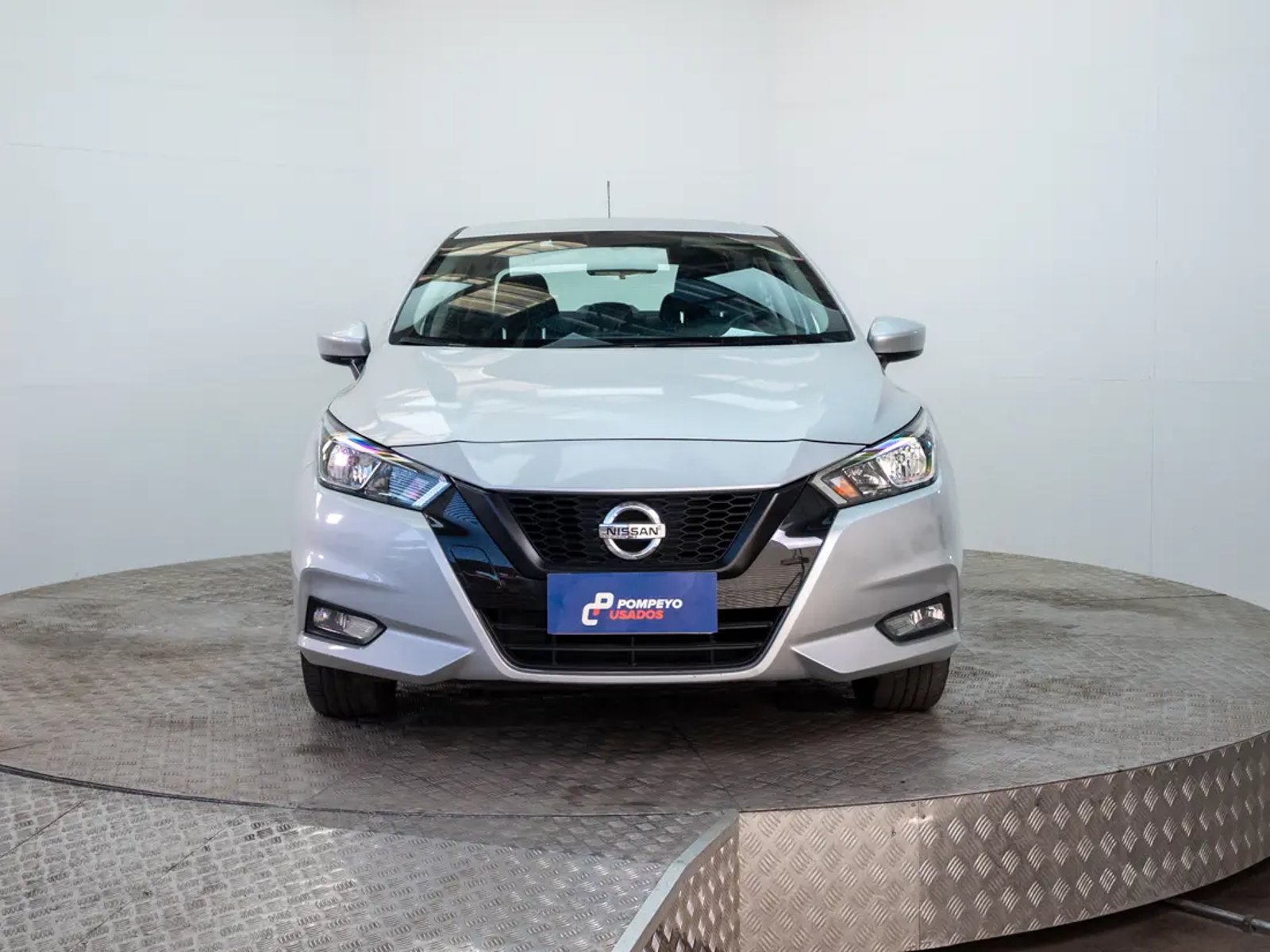 Nissan VERSA 2021 - Foto 3 de 19