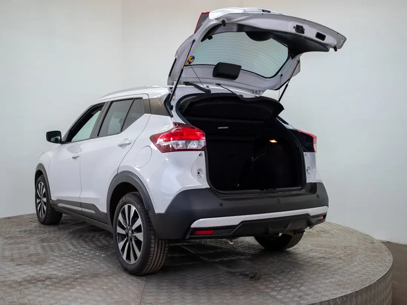 Nissan KICKS 2019 - Imagen 10 de 19