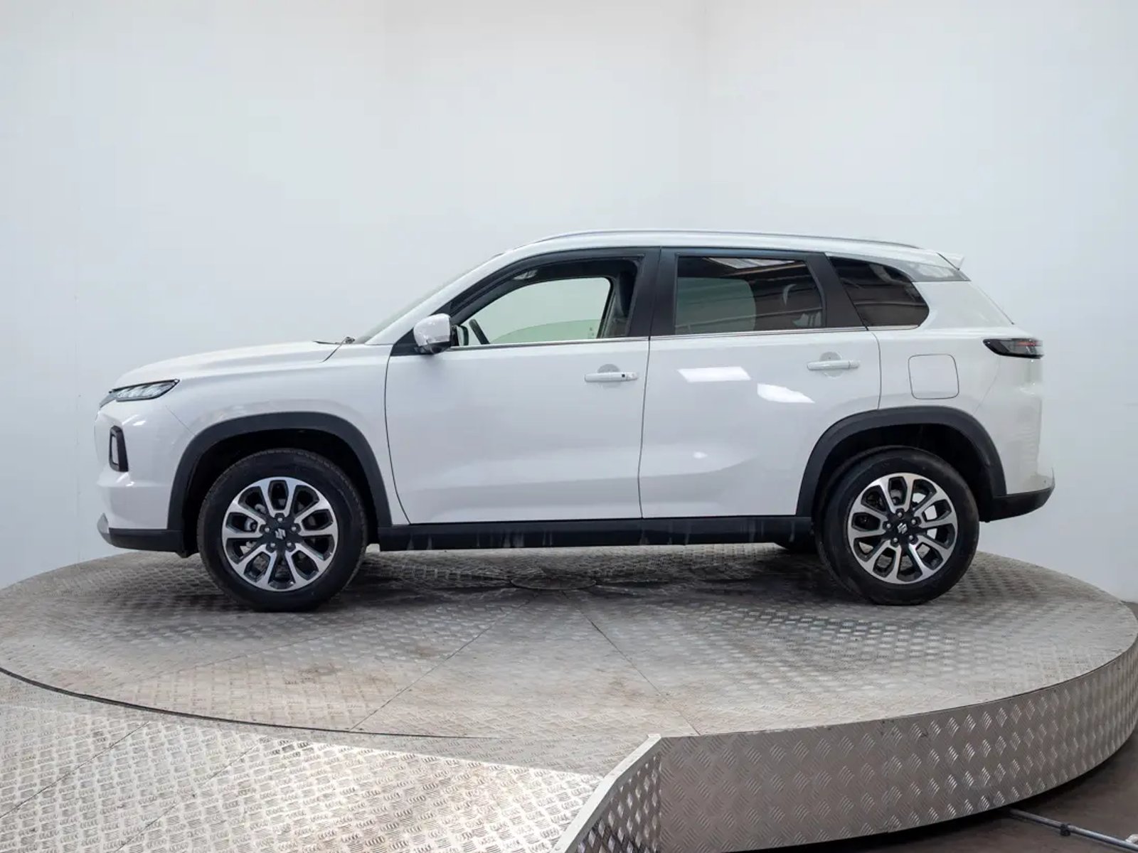 Suzuki GRAND VITARA 2026 - Foto 4 de 20