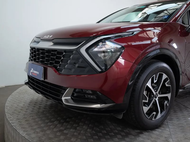 Kia SPORTAGE 2023 - Imagen 18 de 20