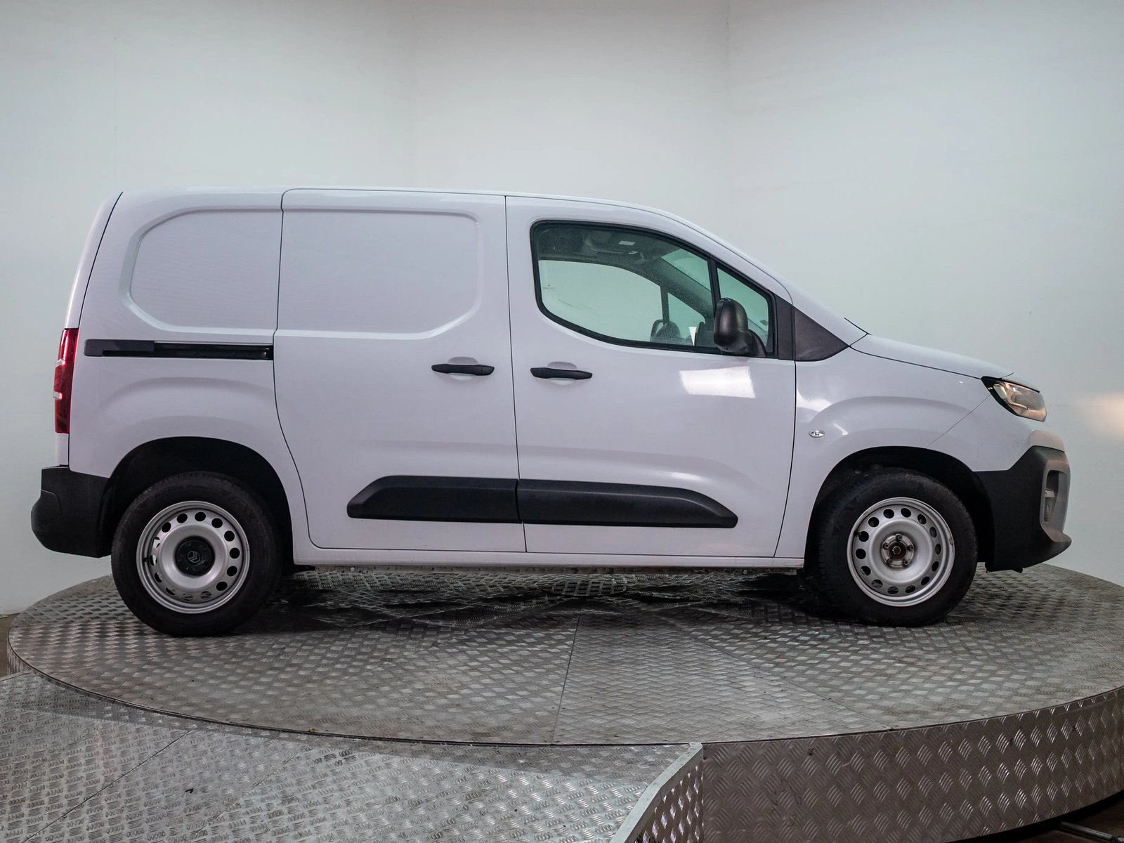CITROËN BERLINGO 2025 - Imagen 11 de 16