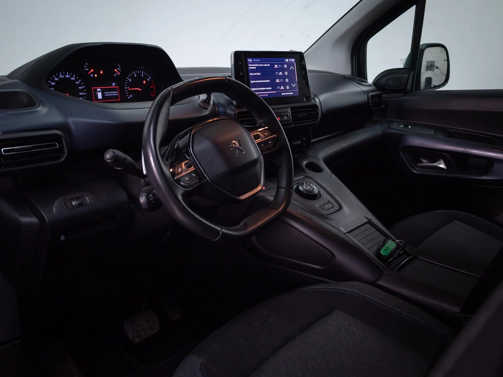 PEUGEOT RIFTER 2023 - Imagen 17 de 18