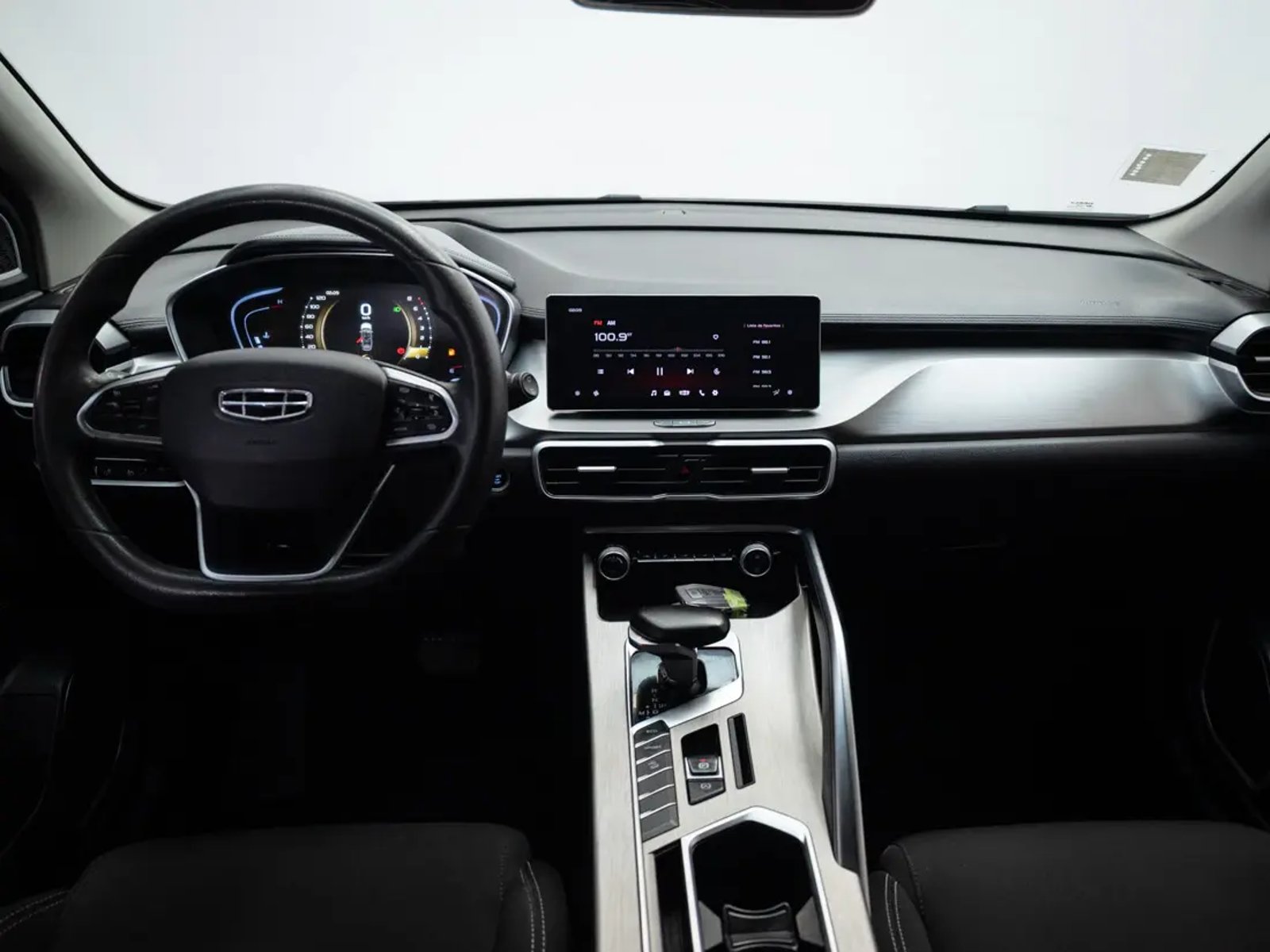 Geely COOLRAY 2023 - Imagen 15 de 19